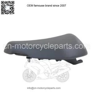 SUZUKI REAR PILLION SEAT 45300-10L02-QUZ fit 2022-24 HAYABUSA GSXR 1300R